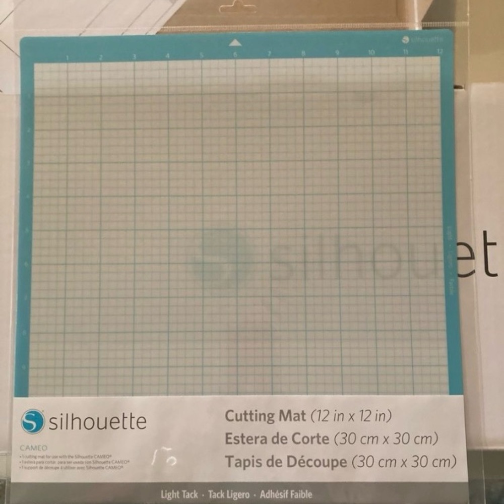 Silhouette Cameo 12 x 12 inch Replacement Cutting Mat - Light Tack CUT-MAT-12LT